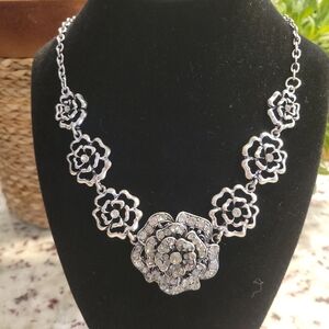 Silver Floral Necklace